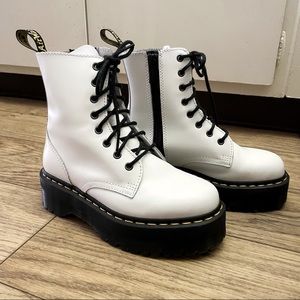 [DR MARTENS] White Leather Jadon Platform Boot (7)